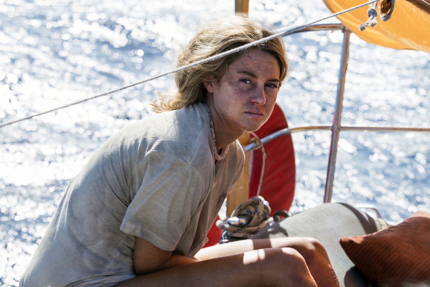 衝撃の実話 極限サバイバル 転覆遭難した女性の生還への執念 アドリフト 41日間の漂流 映画 Banger