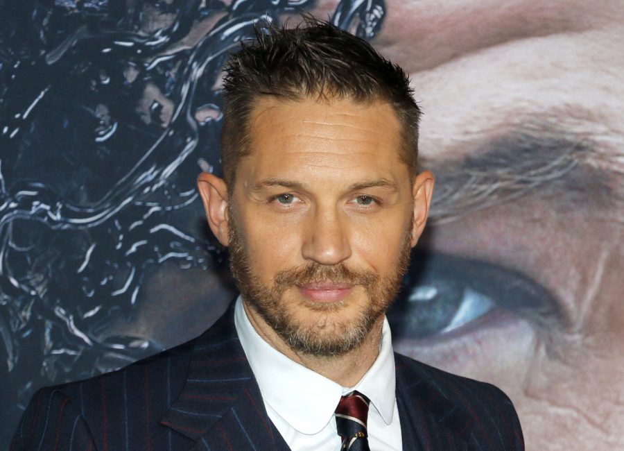 トム・ハーディが公開した『ヴェノム』撮影シーンがオモシロすぎる！これ本当にファイトシーン？