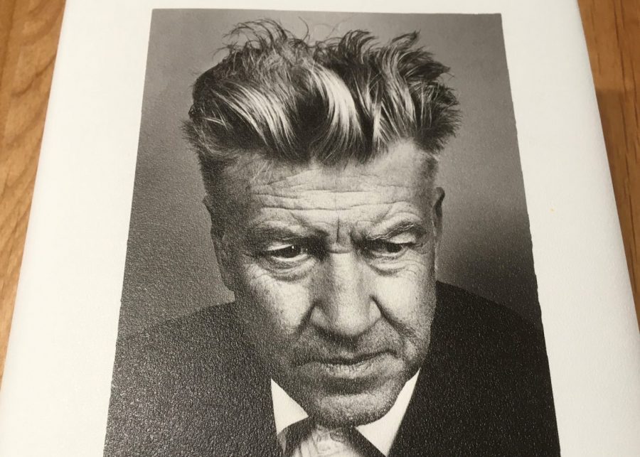 謎多き監督、デヴィッド・リンチの映画人生――赤裸々な初自伝『夢みる部屋』を読み解く