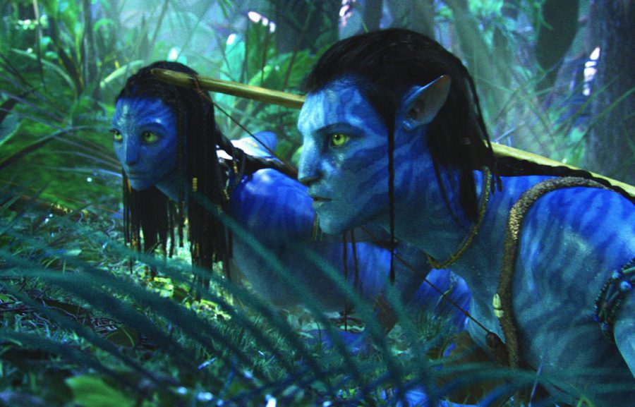 『アバター』と『スター・ウォーズ』の世界観の違いをジェームズ・キャメロンが明かす！ 最新作『アバター2』のエピソードや舞台裏写真も公開！