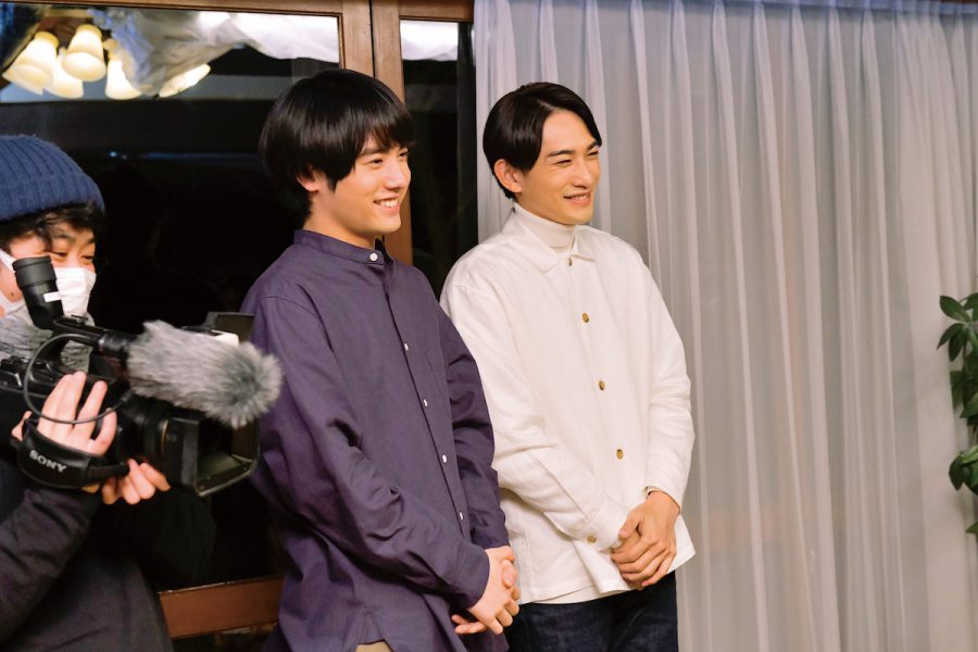 赤楚衛二＆町田啓太 幸せオーラ全開！チーム“チェリまほ”の仲良しメイキング&オフショットが解禁！『チェリまほ THE MOVIE』大ヒット公開中！