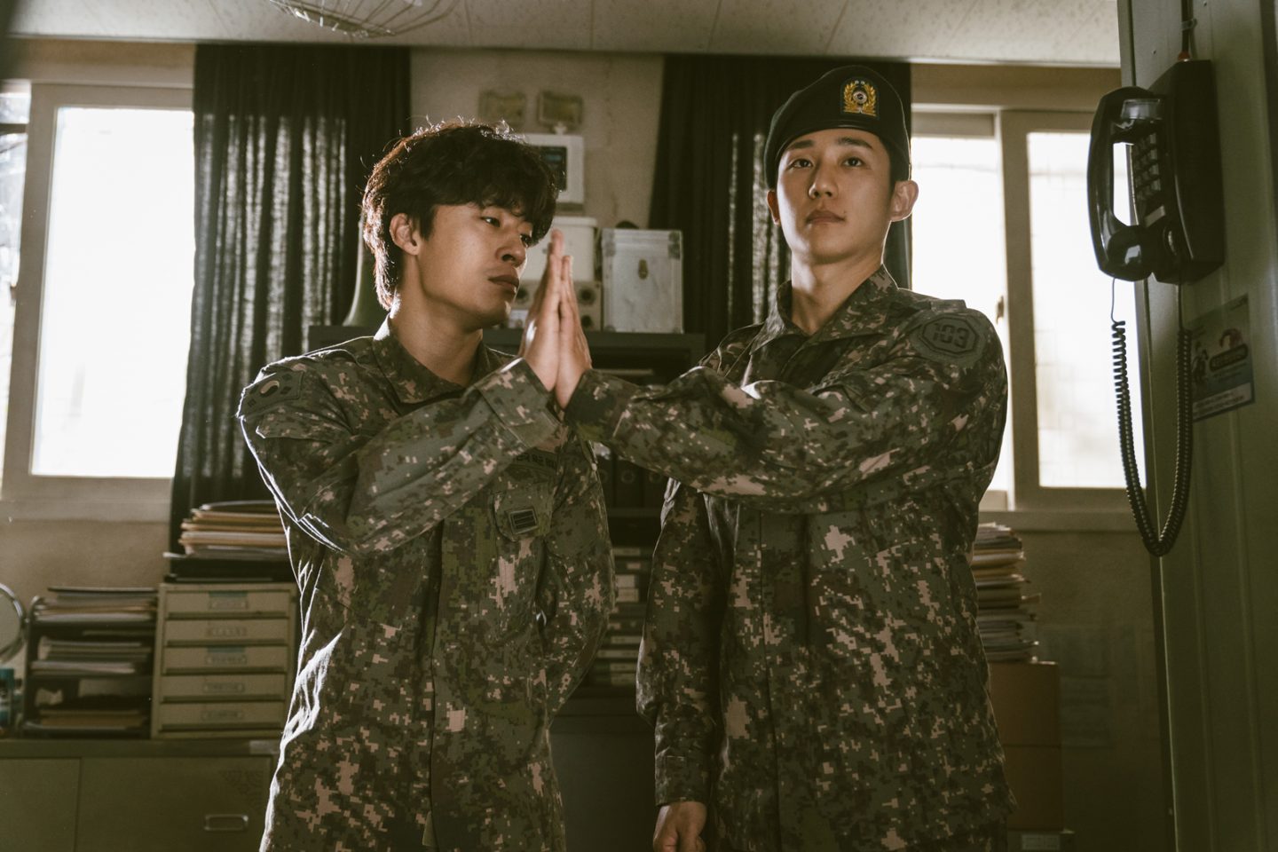 韓国兵役の闇をエンタメで斬る！ Netflix『D.P. −脱走兵追跡官−』チョン・ヘイン×ク・ギョファンでシーズン2も進行中