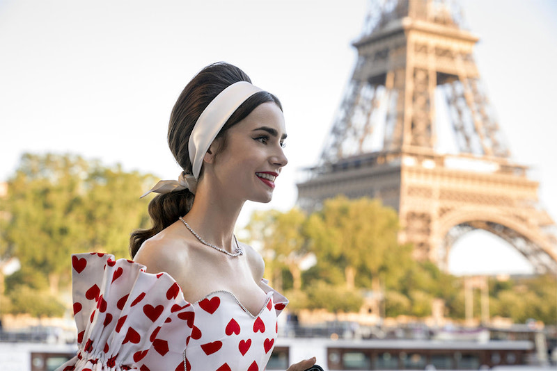 『エミリー、パリへ行く』シーズン3配信直前 エミリーの華麗なファッションをおさらい