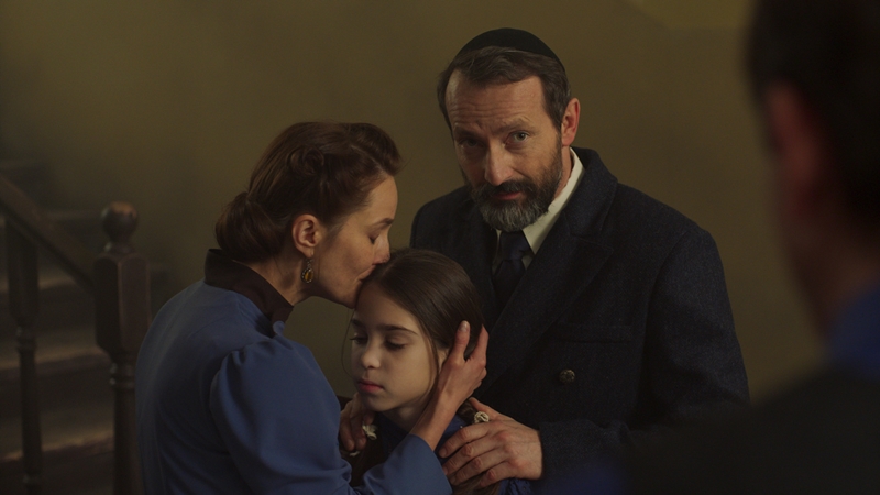 「女性や子どもは常に戦争の人質」ソ連とナチスに蹂躙されたウクライナ、ユダヤ、ポーランドの3家族『キャロル・オブ・ザ・ベル 家族の絆を奏でる詩』本編映像