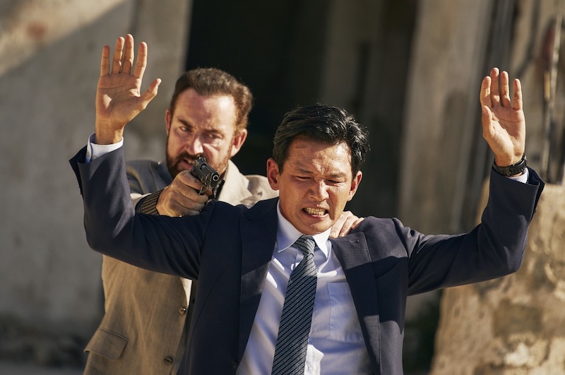 ファン・ジョンミン×ヒョンビン初共演『極限境界線　救出までの18日間』2大俳優がみせる緊迫シーン公開