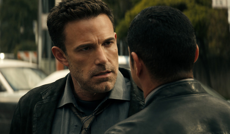 初登場洋画No.1の大ヒット『ドミノ』気づけば“仕掛けられた世界”の中に！？銃撃戦とバイクアクションをとらえた迫力の本編映像