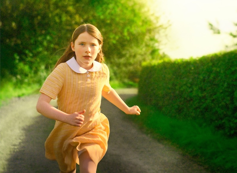 「この数年で最も胸を打つ」「優しい宝石のような映画」9歳の少女と親戚夫婦、心通わせた3人の絆を描く『コット、はじまりの夏』場面写真