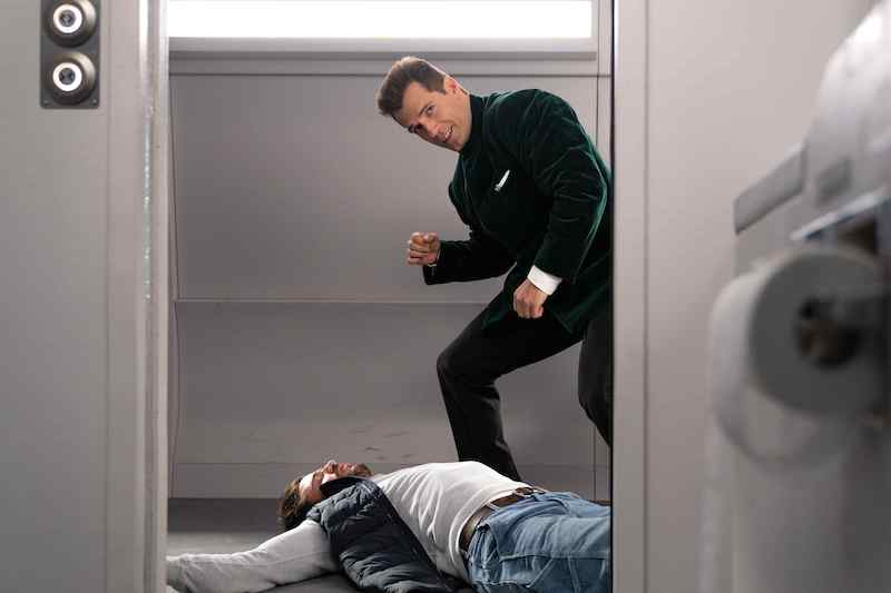 爽快なアクション＆完璧な音ハメ！一体何が起こっているのか！？『ARGYLLE／アーガイル』本編映像