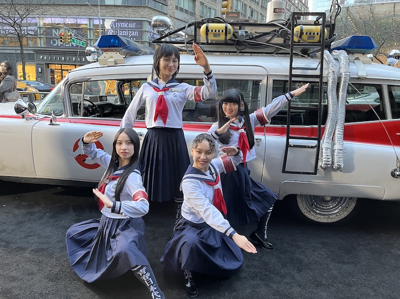 光栄の極みでございます！『ゴーストバスターズ／フローズン・サマー』NYプレミアに新しい学校のリーダーズが登場