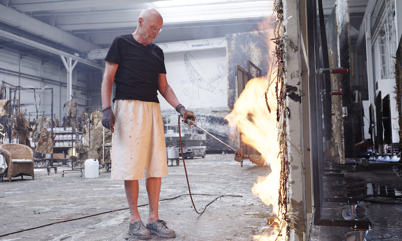 「私は止まらない」ナチス、戦争、神話 “戦後ドイツ最大の芸術家”アンゼルム・キーファーのすべてを描く『アンゼルム “傷ついた世界”の芸術家』