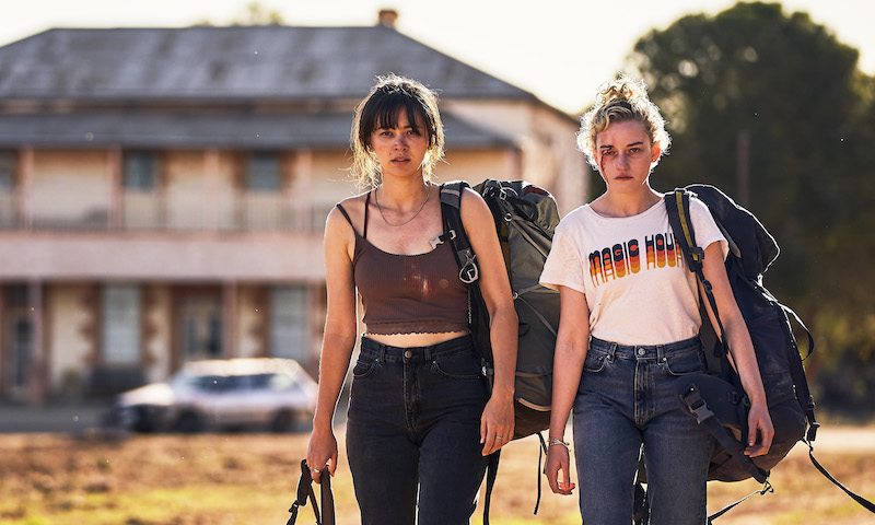 女性差別、パワハラ、性的虐待　女性にとっての恐怖を描く“新感覚フェミニスト・スリラー”『ロイヤルホテル』