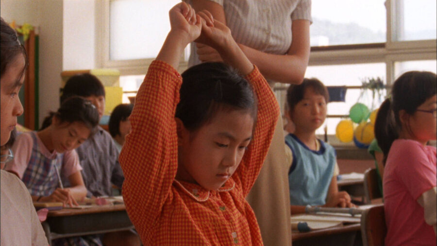 韓国映画『はちどり』キム・ボラ監督が描く前日譚が独占配信中！静かに胸を締めつける短編『リコーダーのテスト』本編特別映像解禁