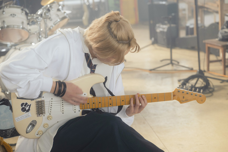 好きな人のために披露するライブシーンは必見！猪狩蒼弥、ギター初心者から猛特訓『恋を知らない僕たちは』メイキング映像
