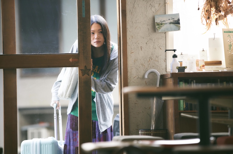 「キャラクター性、空気感、全部が良い」今最もスクリーンに愛される“旬”な俳優・山本奈衣瑠の魅力とは？『ココでのはなし』