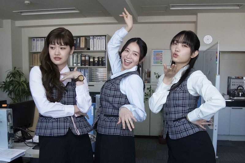 傳谷英里香がモノマネ披露！？“フラッシュモブ”をテーマに描くコメディ映画『満天の星の下で』オフショット