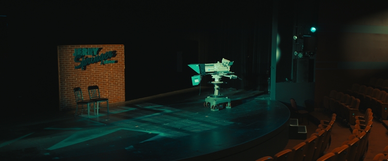 【Netflix全世界ランキング】「不道徳でグロテスク」かつて日本でも深夜放送された“ゴミ番組”の舞台裏を暴く!?：TV番組 ネットフリックスおすすめ