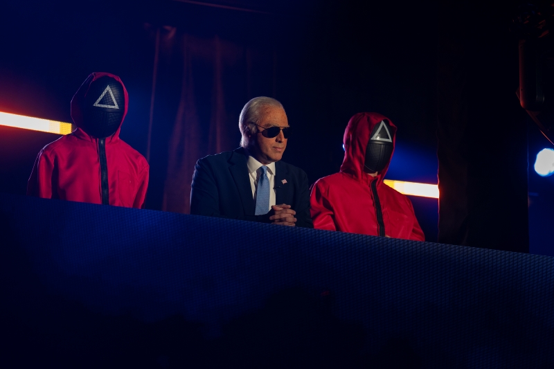 【Netflix全世界ランキング】2024年を笑いでブッタ斬る『おちょくり忘年会』もう観た？ネトフリ作品もイジりまくり：TV番組 ネットフリックスおすすめ