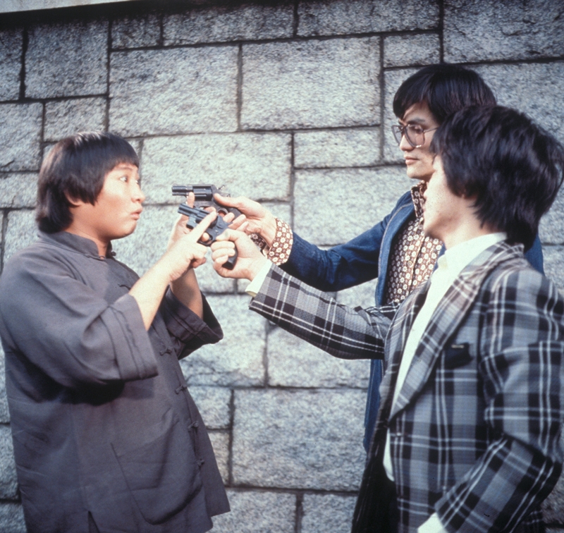 世界で再評価が高まる“ぽっちゃり”カンフー・マスターといえば？サモ・ハンの魅力全開『燃えよデブゴン』