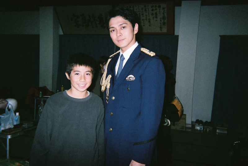 舘ひろしと話したことは？憧れの俳優は？映画＆歌舞伎界“注目の新星”尾上眞秀の素顔が明らかに『港のひかり』