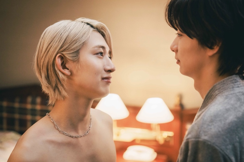 コーヒーカップでの“不意打ちキス”に大興奮の声続出！NAOYA＆冨田侑暉W主演のBLドラマ『セラピーゲーム』第4話あらすじ