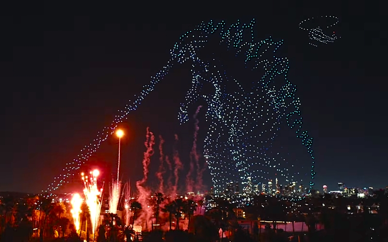 3000台のドローンが「ゴジラ」に変身！AppleTV『モナーク』シーズン2のPRショーで“世界記録”達成