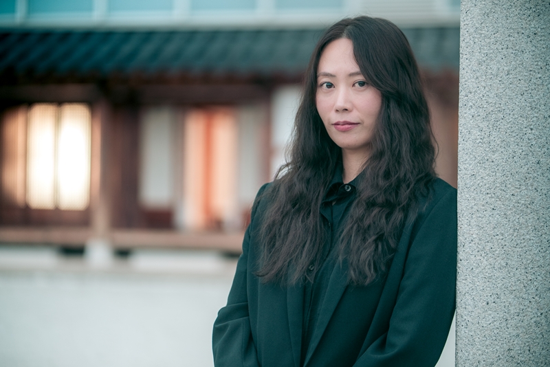 「伝統舞踊の研究でBTSも見ました」新鋭キム・へヨン監督が語る『大丈夫、大丈夫、大丈夫！』制作秘話