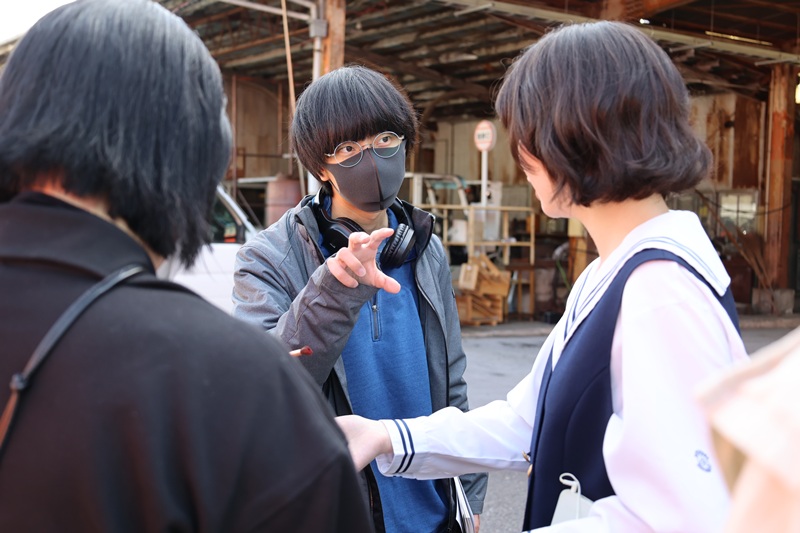 「10代で世界デビュー」の新人監督・西山将貴って何者？初長編『インビジブルハーフ』が“逆輸入”日本公開