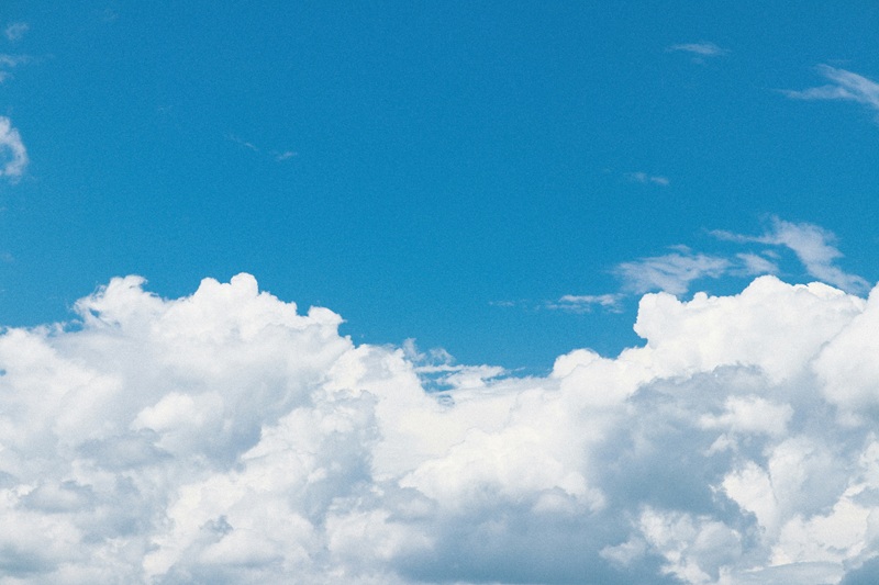 【夏の終わりに】ひぐらしの声、初恋、あの日の青空。胸を締め付ける「サマー・ノスタルジー邦画」5選＋1
